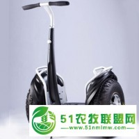 電動(dòng)*輪車新一代代步工具迷你電動(dòng)*輪車輕便，攜帶方便，*輪車廠家直接網(wǎng)上供應(yīng)批發(fā)價(jià)格