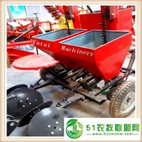 亞泰廠家常年供應(yīng)洋芋播種機(jī) 雙壟雙行土豆種植機(jī) 多功能馬鈴薯播種機(jī)