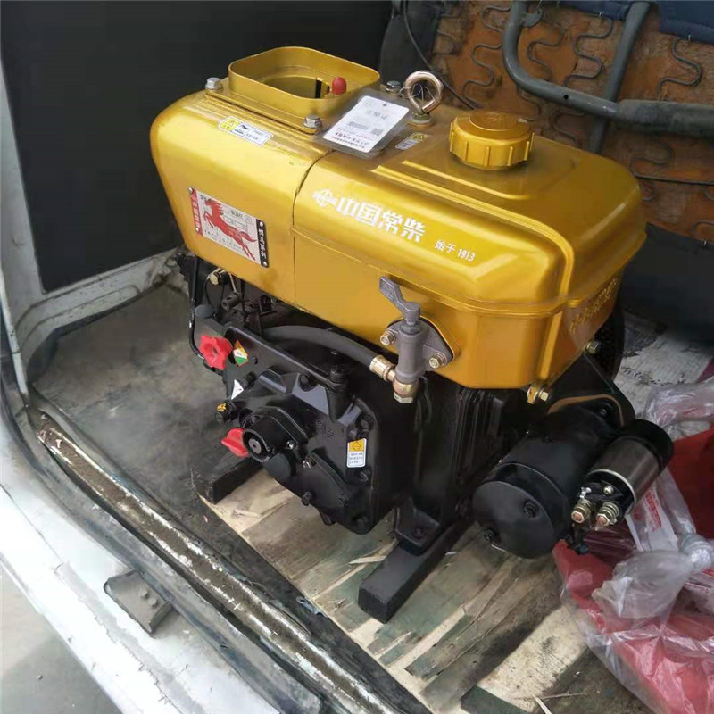 H16型柴油機(jī)，配套輪寬1米全液壓壓路機(jī)2-3噸履帶車 (2