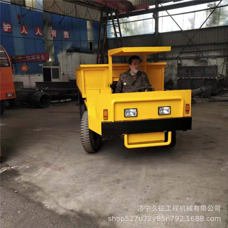 礦用四不像車21.jpg