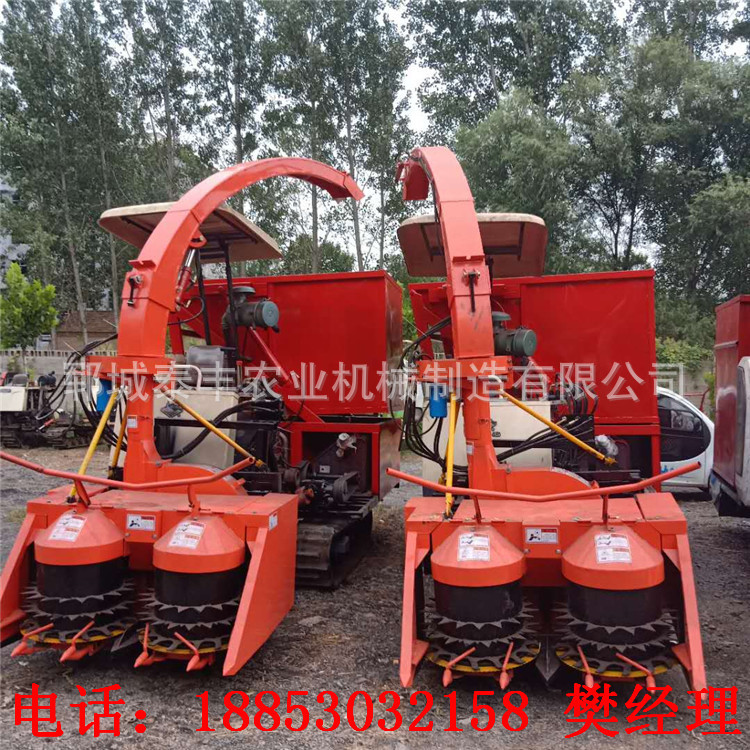 小型履帶背負(fù)式割臺(tái)青儲(chǔ)機(jī)