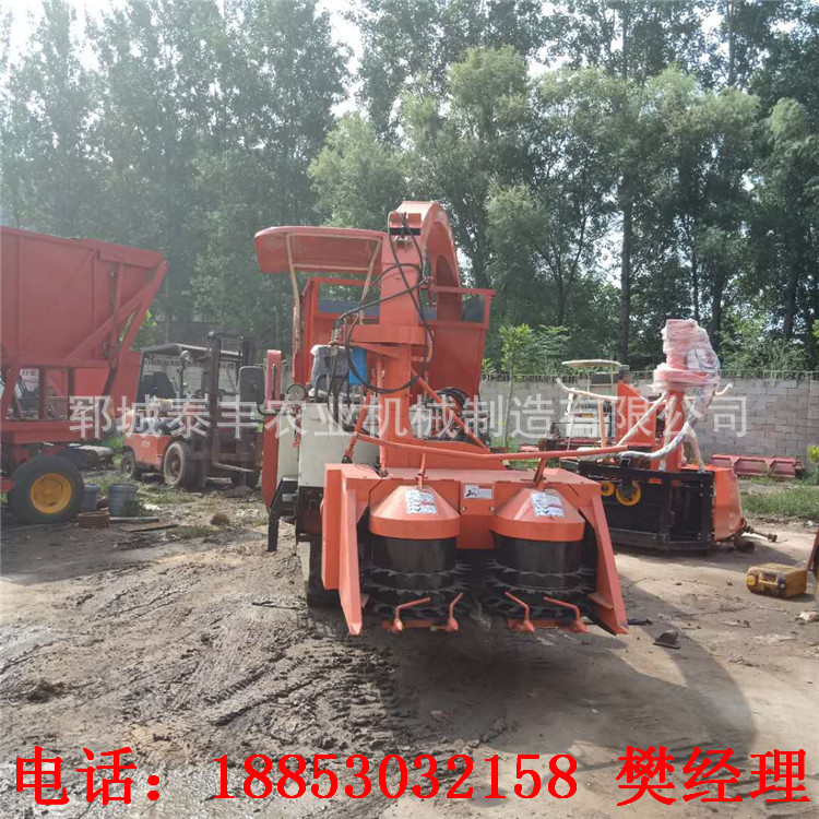 小型履帶背負(fù)式割臺(tái)青儲(chǔ)機(jī)