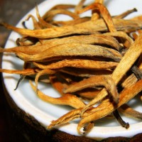 原產(chǎn)地2022年云南鳳慶工藝滇紅茶 滇紅大金芽500克散裝 蜜香紅茶