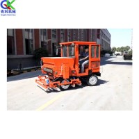 四輪車式?jīng)_砂機(jī) 足球場(chǎng)充沙機(jī) 液壓傳動(dòng) 仿真草坪填充橡膠顆粒