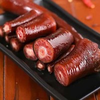 批發(fā)現(xiàn)貨柴火臘豬尾巴四川特產(chǎn)臘肉新鮮腌制農(nóng)家自制四川廠家直發(fā)