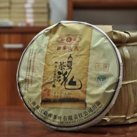 勐庫茶魂 2012年 勐庫戎氏 早春古樹茶 500克 餅茶