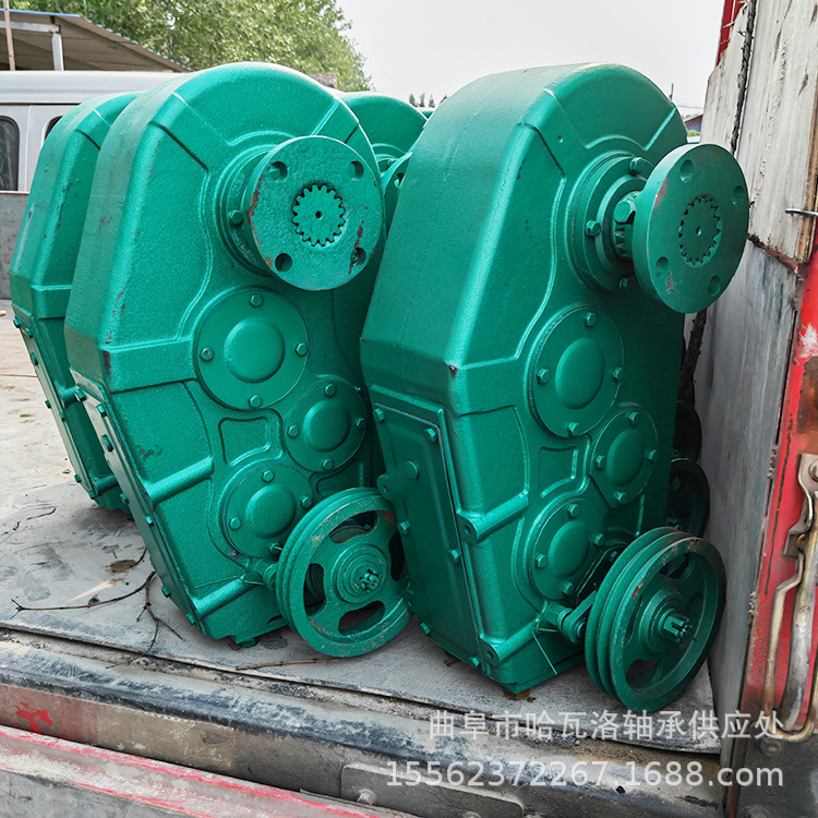 日光溫室卷棉被減速機.jpg