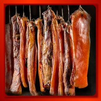湖北恩施土家煙熏抽骨厚五花臘肉 柴火熏制臘肉