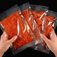 雪偉小馬哥網(wǎng)紅辣條125g/包校園地推批發(fā)麻辣零食休閑食品廠家