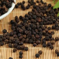 廠家供應(yīng)散裝黑胡椒香料黑胡椒顆粒餐飲飯店家用廚房原料調(diào)料香料
