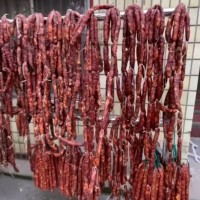正宗農(nóng)家麻辣香腸臘腸自制臘 腸 美味年貨 現(xiàn)貨充足