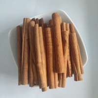 廠家直銷(xiāo)，大貨批發(fā)，云南有機(jī)桂皮棒肉桂干貨精選去皮鹵肉調(diào)料香